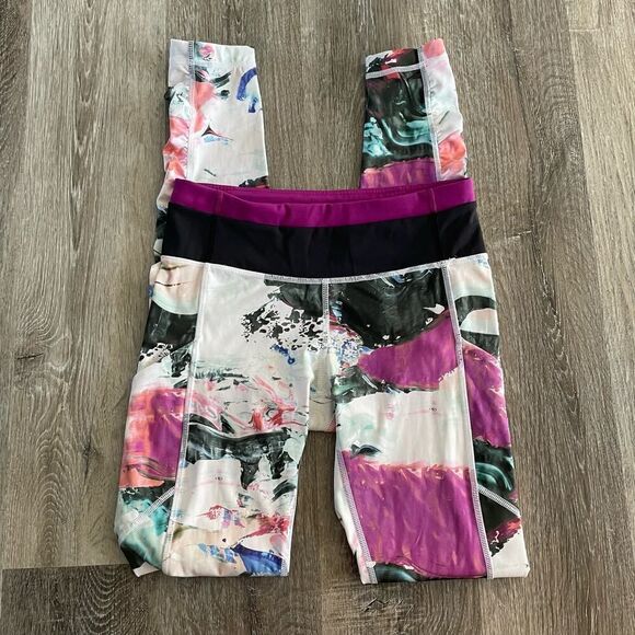 Lululemon Speed Tight Ill Pigment Wave Multi / Black / Regal Plum - Size: 4 - Picture 3 of 9